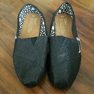 NWOT Black Glitter Toms size 9